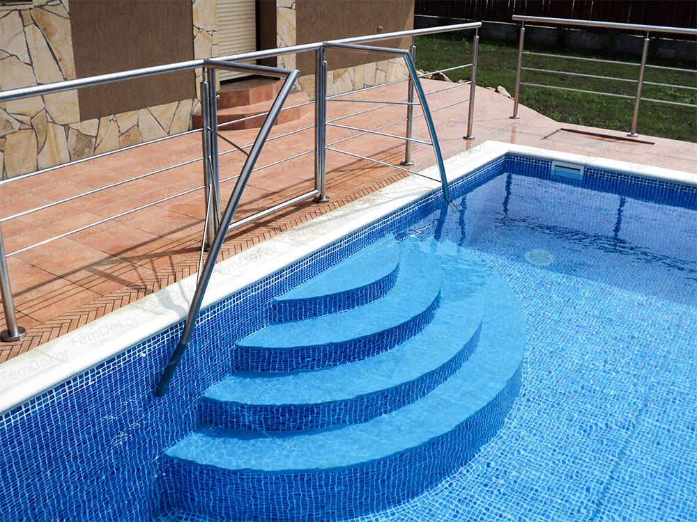 rozsdamentes medencekorlat 10